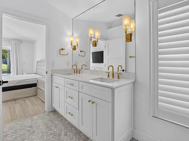 621 Anchor Point — Photo 12