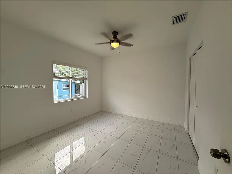 3027 NW 23rd Ave #2 — Photo 15