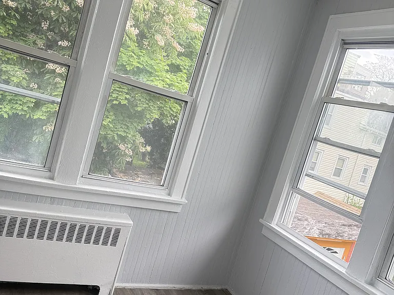 52 William St #3 — Photo 10