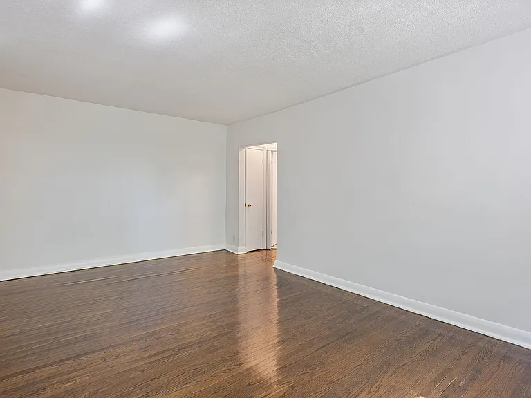 4 Folcroft Ave — Photo 23