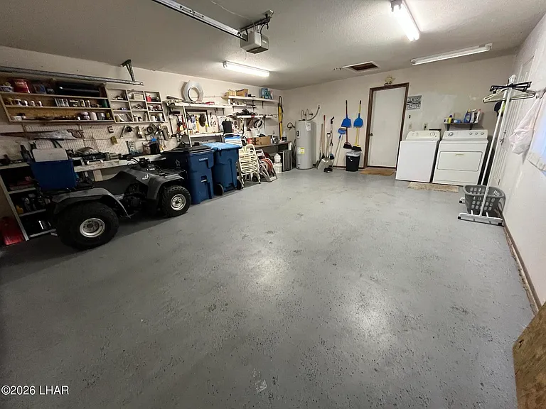 1241 Palmas Dr — Photo 17