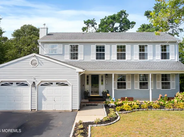 832 Constitution Drive, Brick, NJ 08724