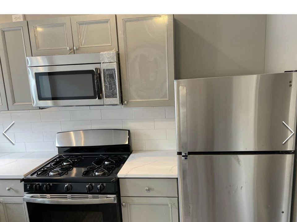 2nd image of 2600 Dickinson St