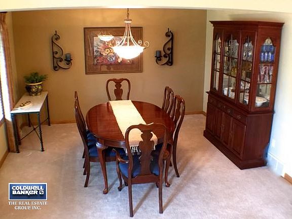 Formal dining room