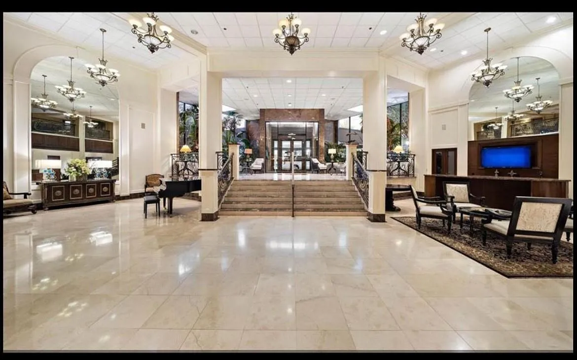 1 bed, 1.0 bath, 776 sqft, $1,260 — Photo 2