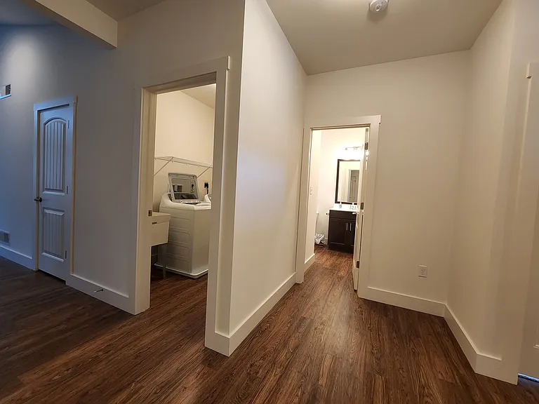 5435 Mendenhall Dr — Photo 12