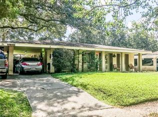 2600 Somerset Dr, New Orleans, LA 70131