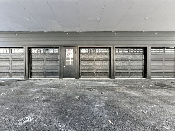 4th image of 87 Parker St Unit 403