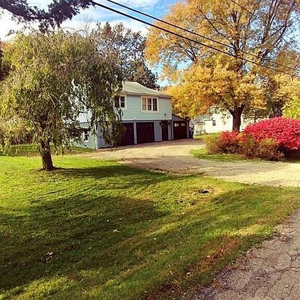2nd image of 6976 Revere Dr