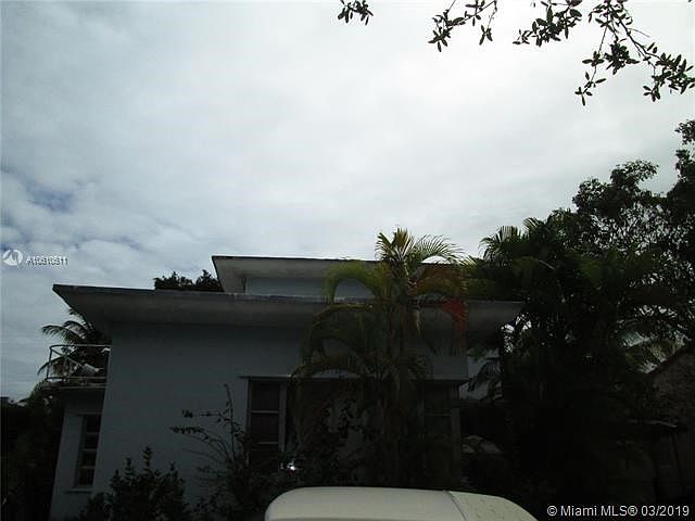 1st image of 1570 Biarritz Dr