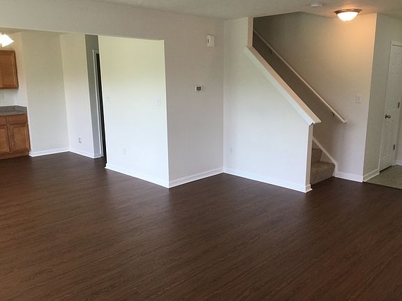 5th image of 4123 Apple Creek Dr