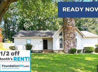 5756 Crievewood Dr, Memphis, TN 38135