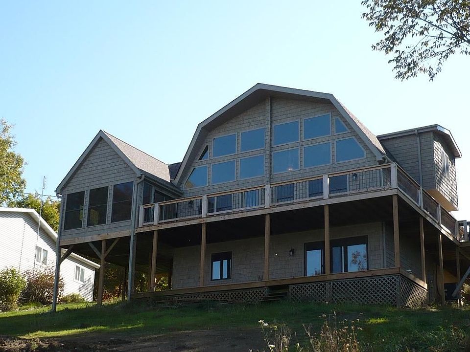 1st image of 153 Poplar Ct