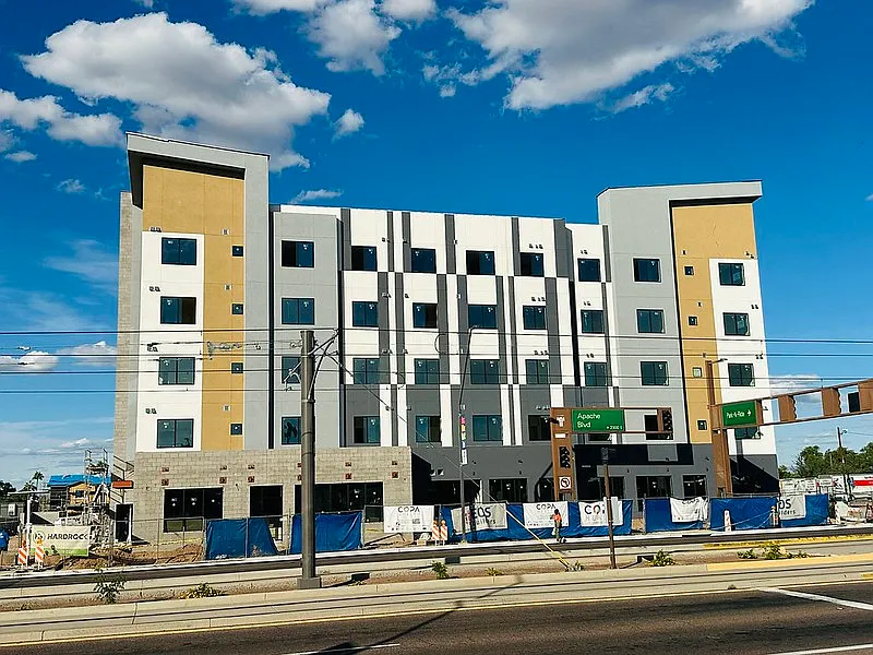 La Victoria Commons — Photo 4