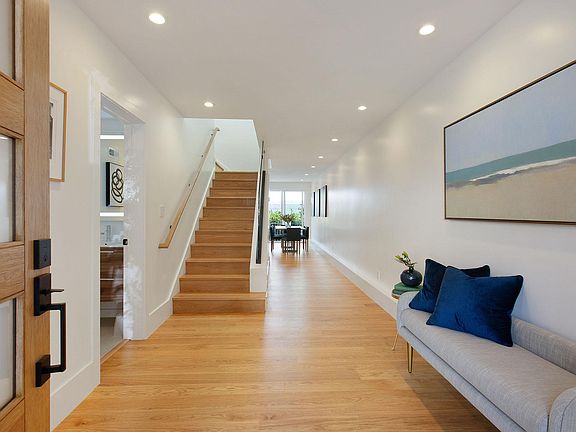 2nd image of 415 Thornton Ave