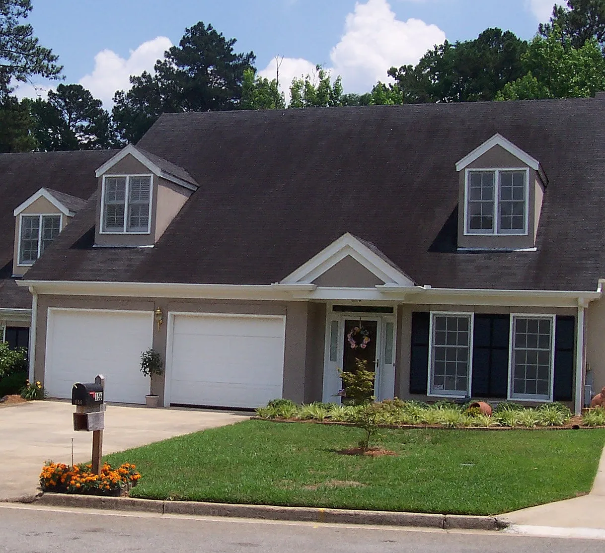 156 Brookstone Ct photo 1