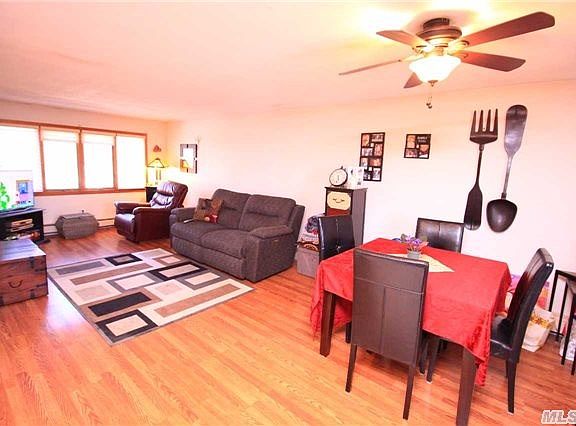 4th image of 728 Dogwood Ave