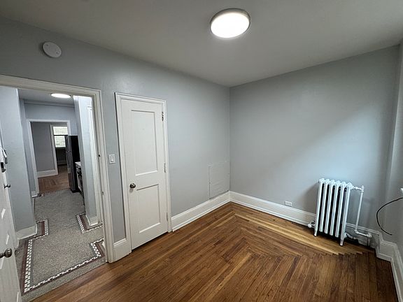 5th image of 948 Court St #503