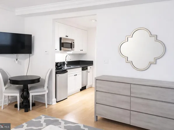 1701 Locust St Unit 2016, Philadelphia, PA 19103