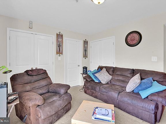 3rd image of 2380 Elvans Rd SE