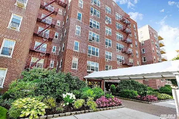 Sold by Douglas Elliman | media 2