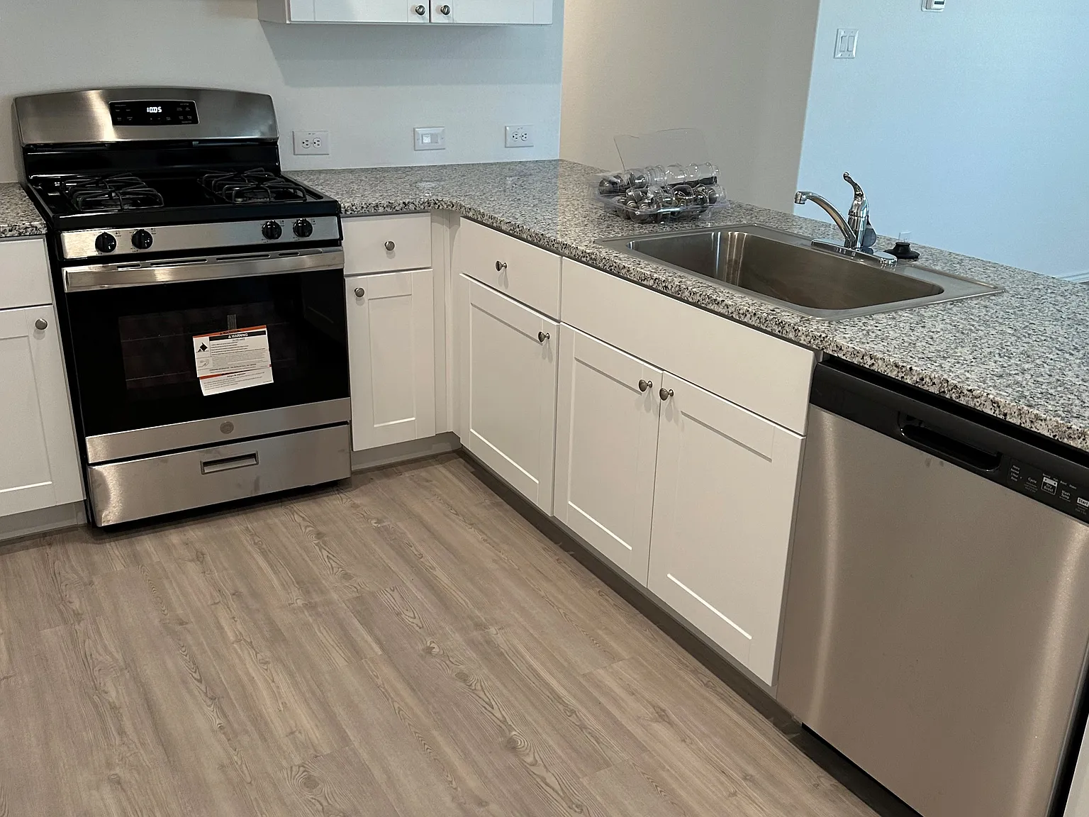 3 bed, 1440 sqft, $1,525 — Photo 2