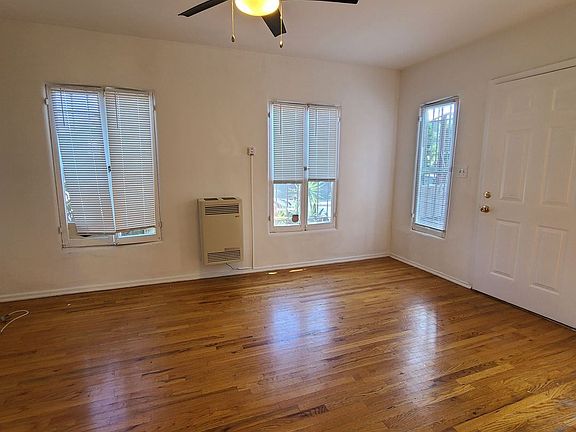 4th image of 1229 1/2 N Citrus Ave #10432113