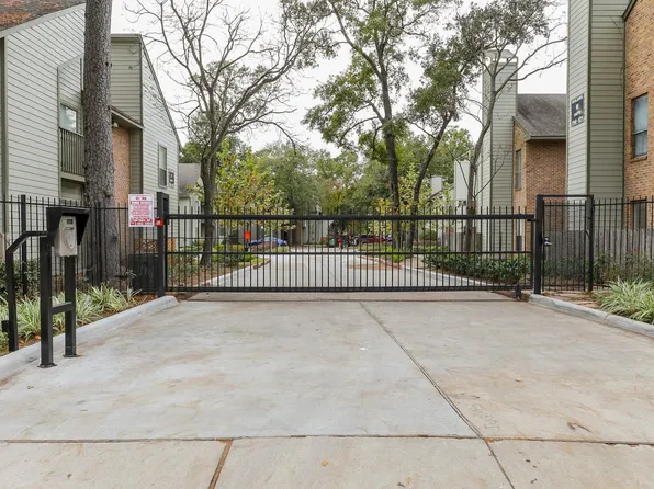 17417 Red Oak Dr APT 133, Houston, TX 77090