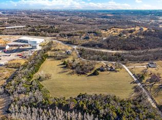 5750 Locust St, Shawnee, KS 66218