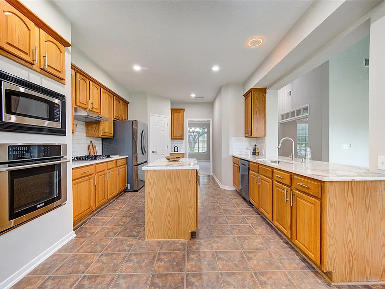 11706 Canyon Breeze Dr — Photo 13
