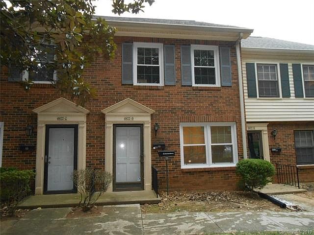 1st image of 6822 Farmingdale Dr APT D