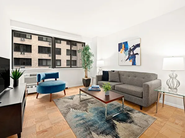 16 W 16th St APT 5GN, Manhattan, NY 10011