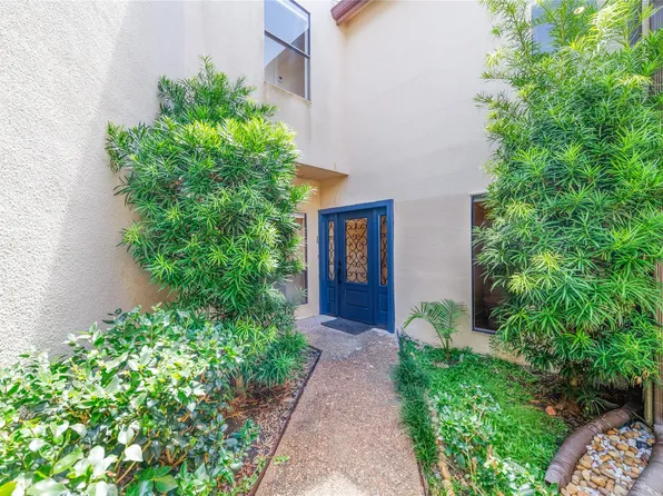 1836 Augusta Dr APT 4, Houston, TX 77057