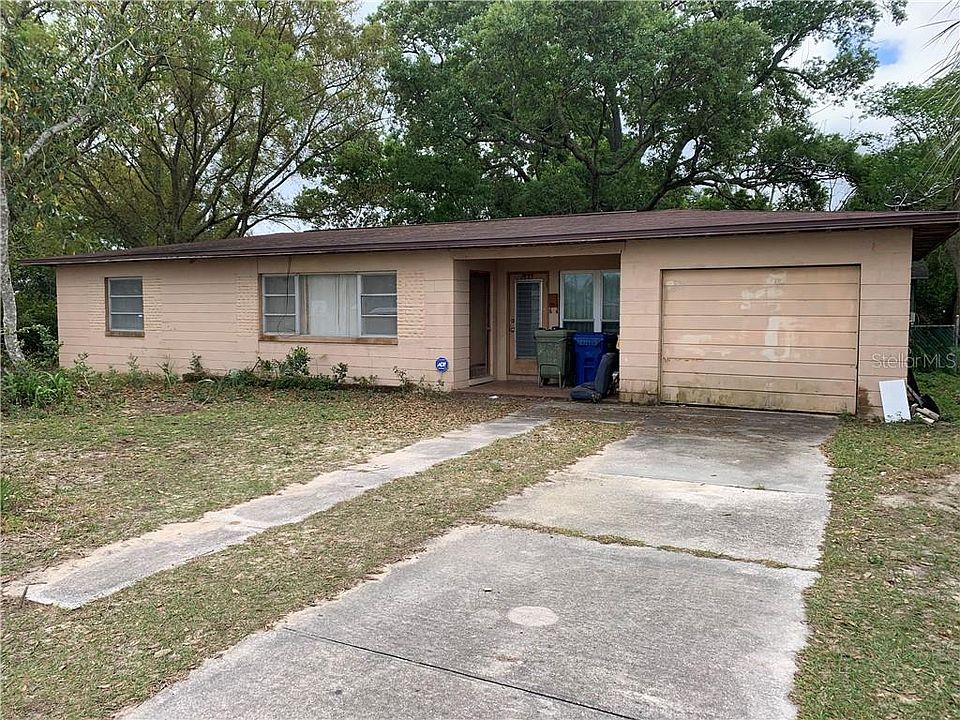 1st image of 688 Avenue K SE