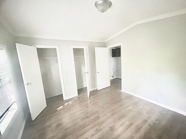 2nd image of 411 N Apricot Ave
