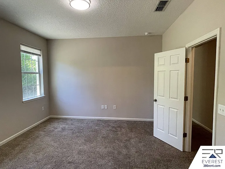 2 Roxboro Dr — Photo 26