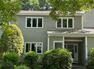 60 Heather Ct, Nashua, NH 03062