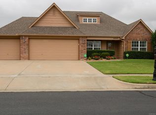 10409 N 117th Ave E, Owasso, OK 74055