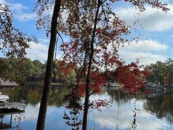 217 Sandy Point Ln #12, Hartsville, SC 29550