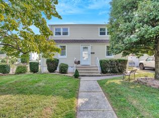 134 Stephenson Ave, Middlesex, NJ 08846