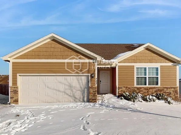 723 S Cherry St, Gardner, KS 66030