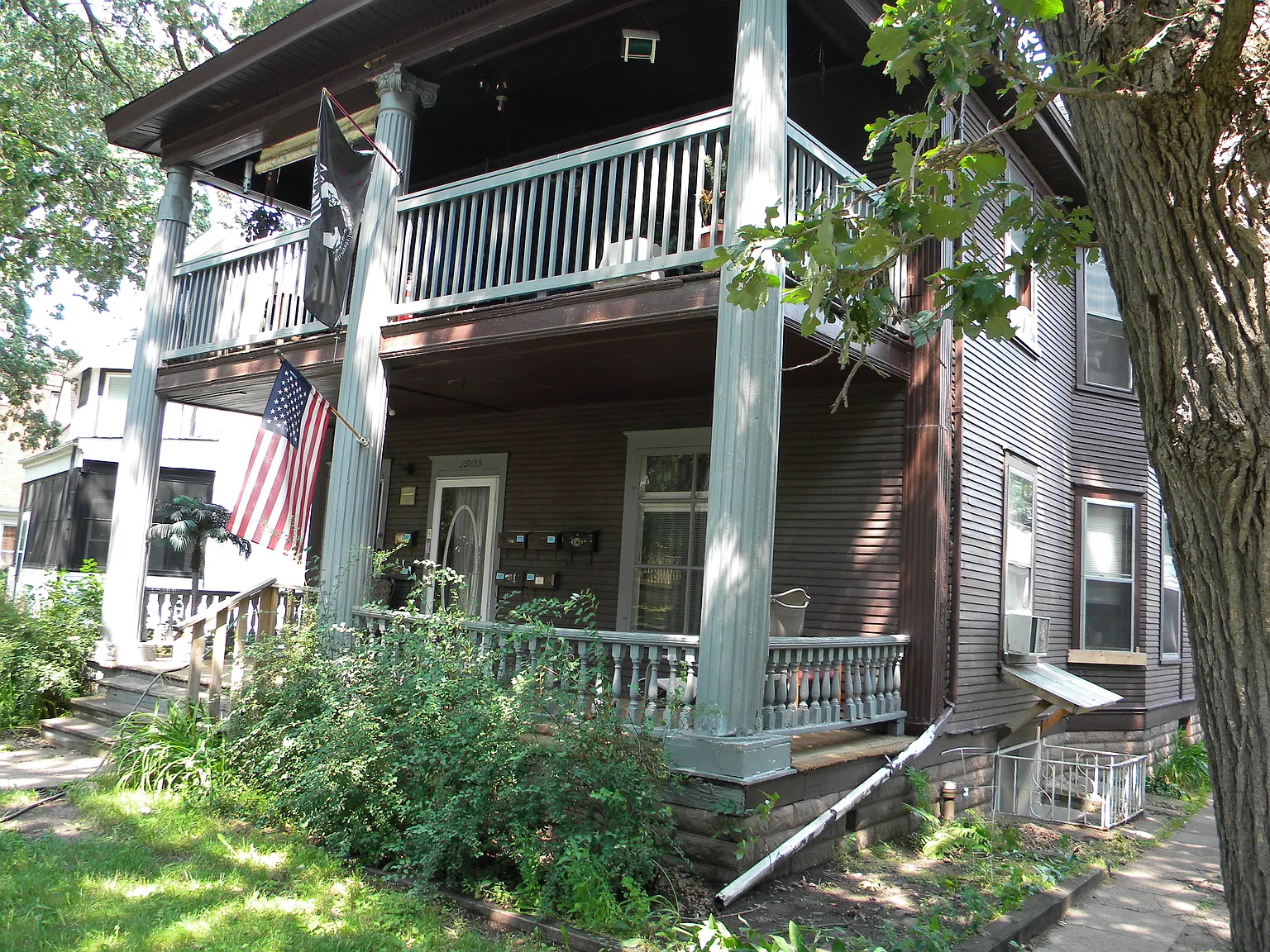 4 bed, $1,800 — Photo 3