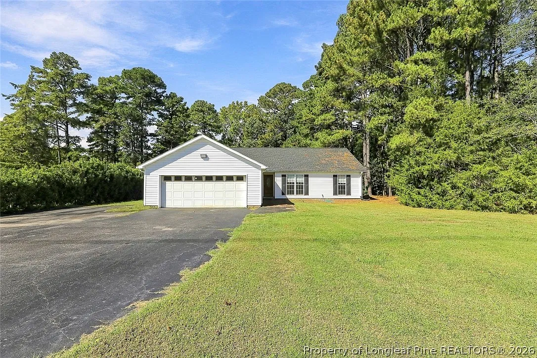 3 bed, 2.0 bath, 1651 sqft, $2,000 — Photo 2