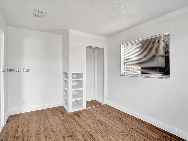 841 SW 7th St #C — Photo 17