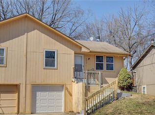 8270 Perry St, Overland Park, KS 66204