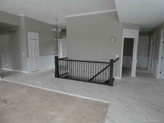 4th image of 35881 Cascade Dr