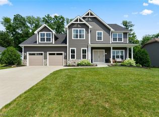 4461 Broadley Cir, Uniontown, OH