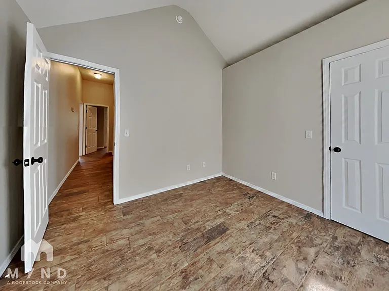 1003 W Snider St — Photo 12