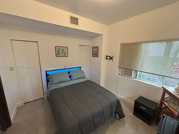 3rd image of 3299 Bird Ave APT 5
