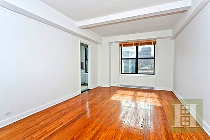1st image of 101 7th Ave #9I